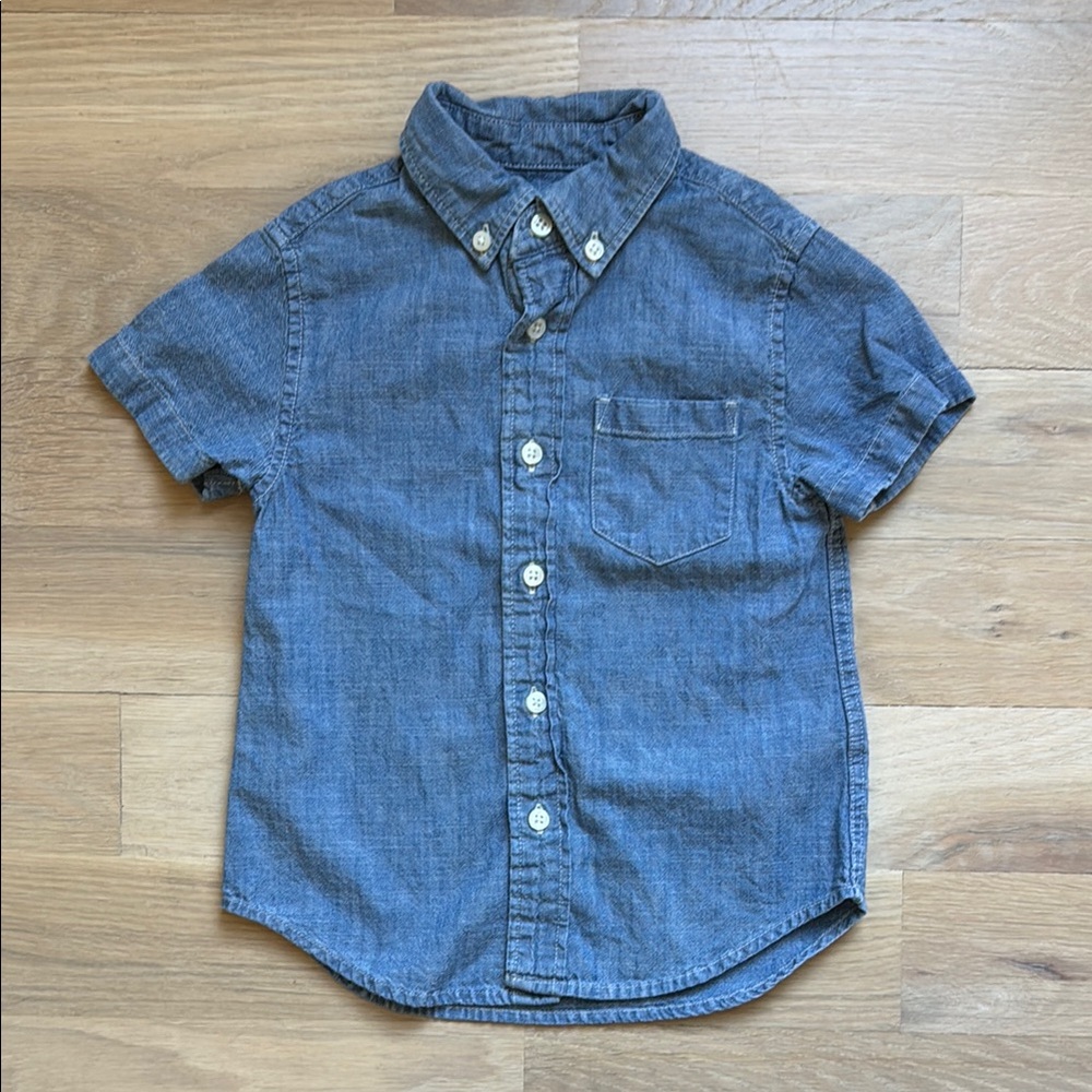 Boys’ J. Crew Crewcuts Chambray Button-Up Short Sleeve Shirt - Size 3